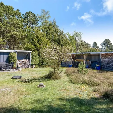 Elba - 275m To The Fjord By Interhome